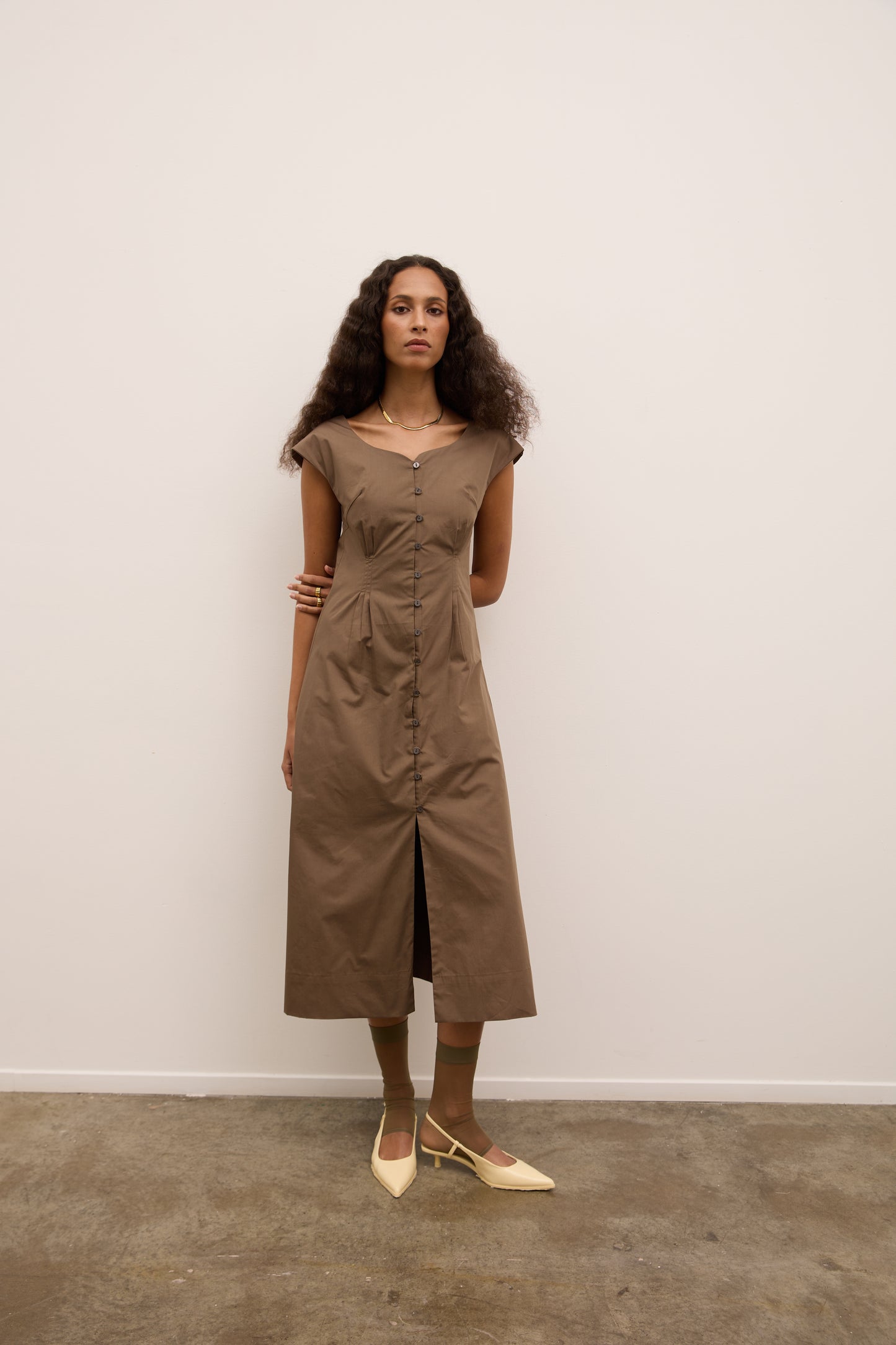 BEBE DRESS - TAUPE