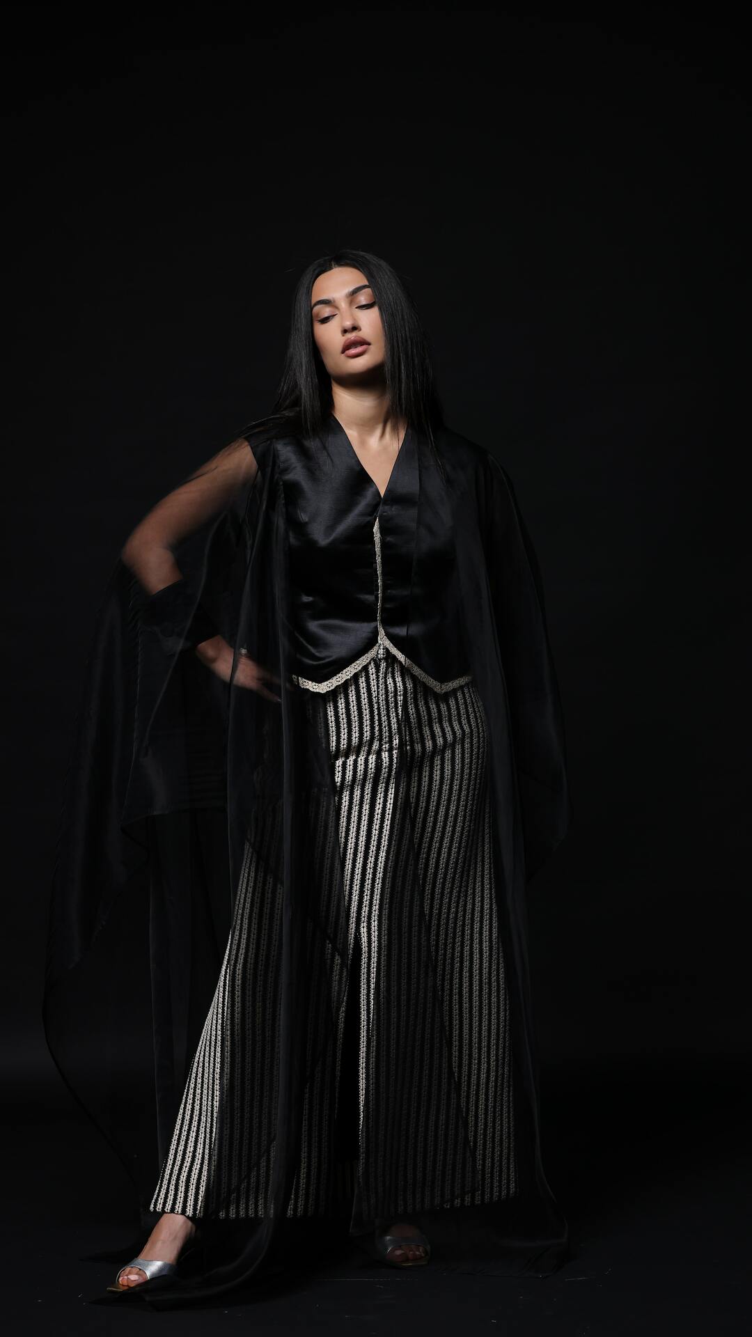 004. BLACK (SKIRT 4 PIECE COORD SET)