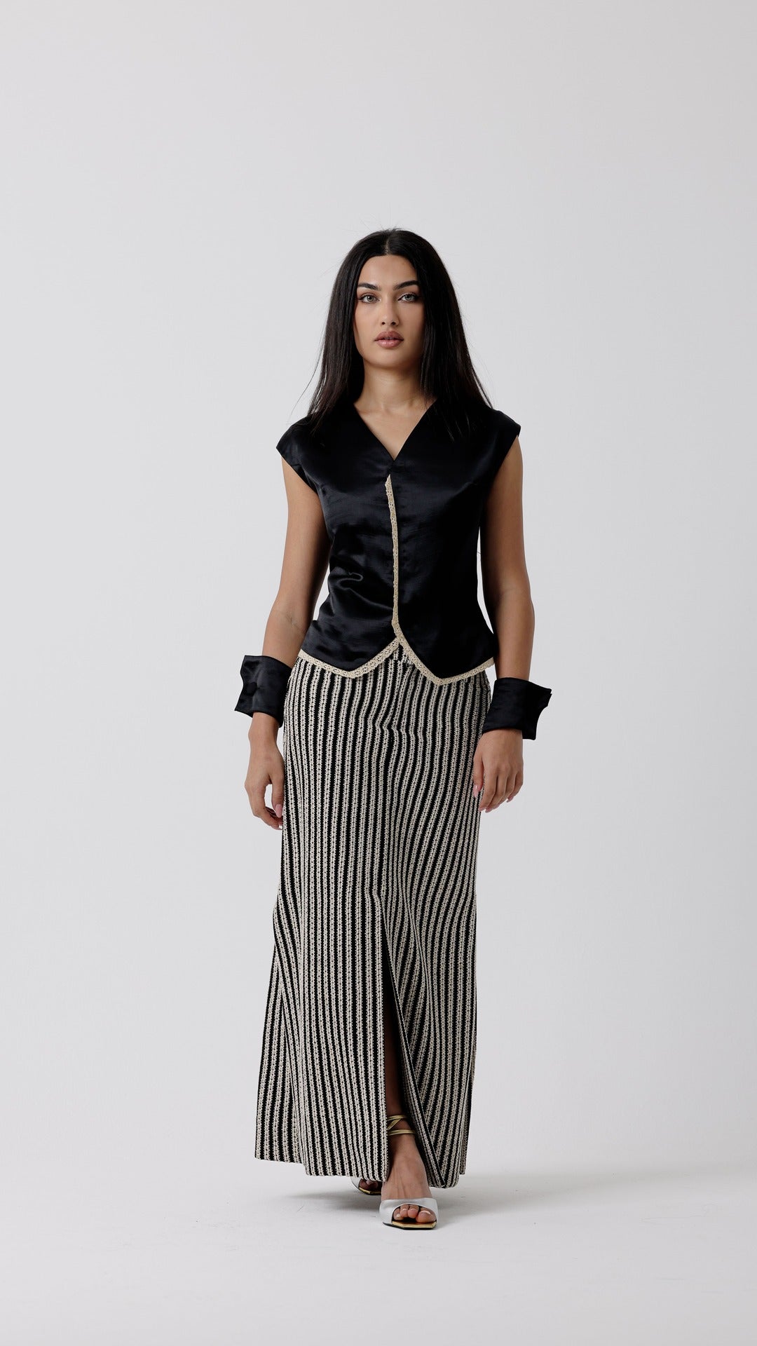 004. BLACK (SKIRT 4 PIECE COORD SET)