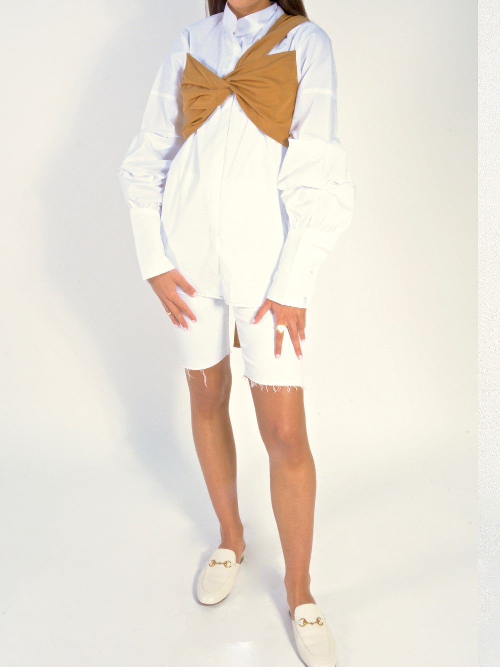 TIE UP RUFFLE SLEEVE SHIRT