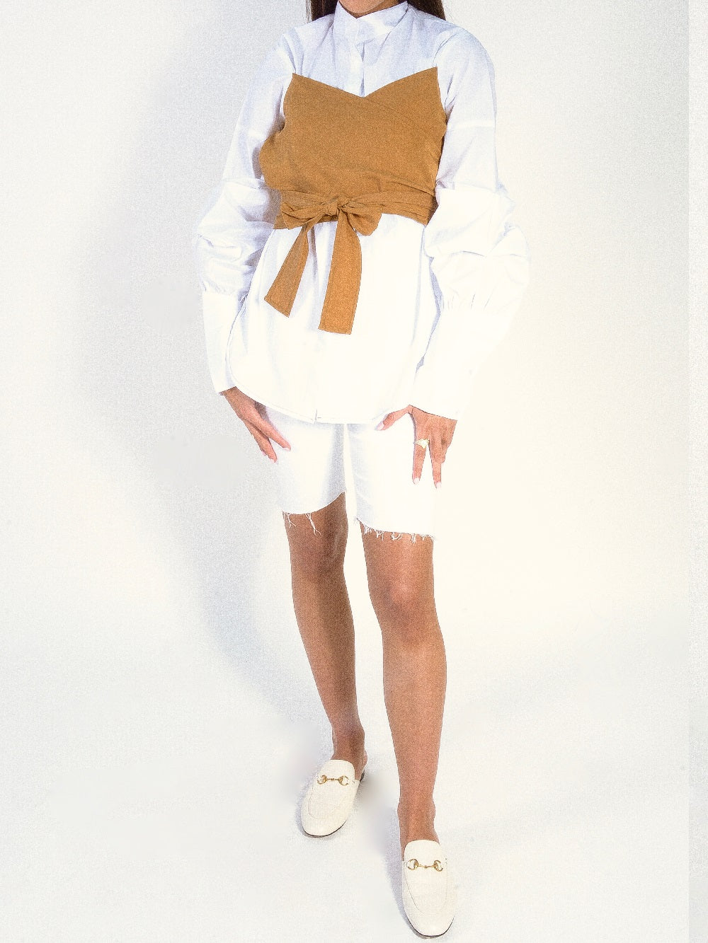 TIE UP RUFFLE SLEEVE SHIRT