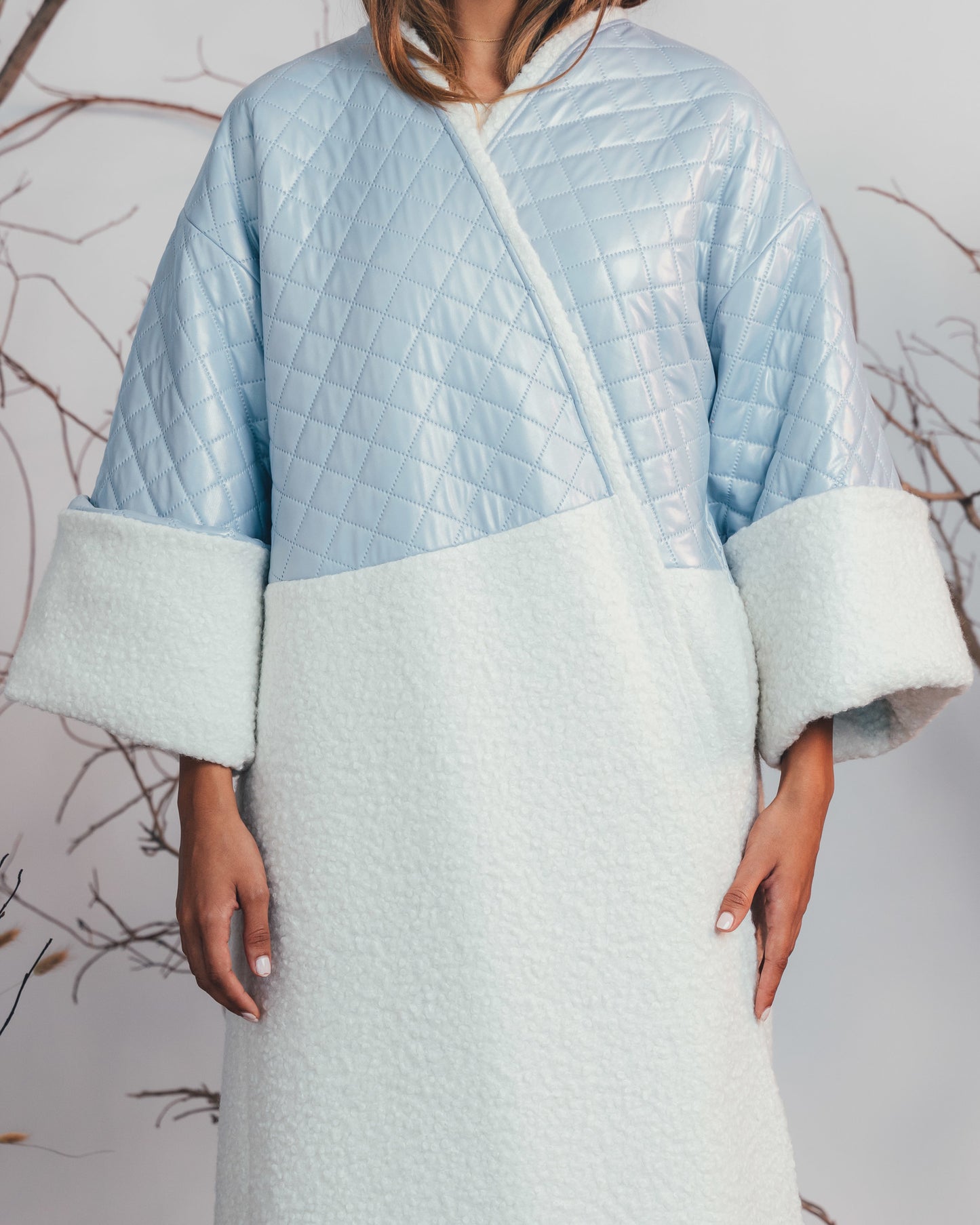 SEMI QUILT BISHT (BLUE)