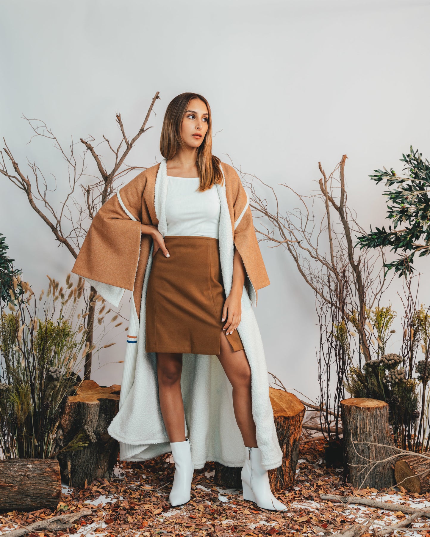 WOOL SKIRT WITH SLIT