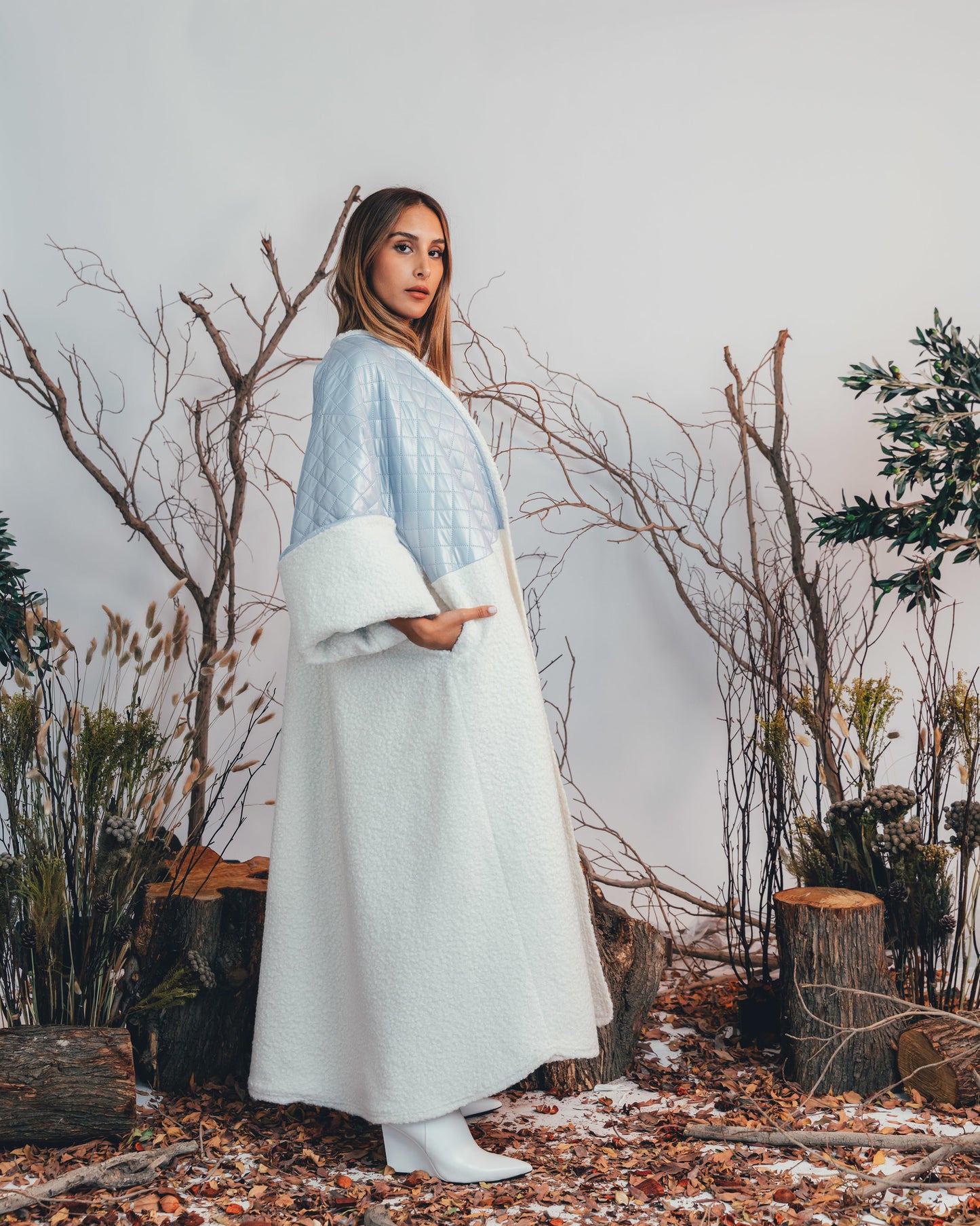 SEMI QUILT BISHT (BLUE)