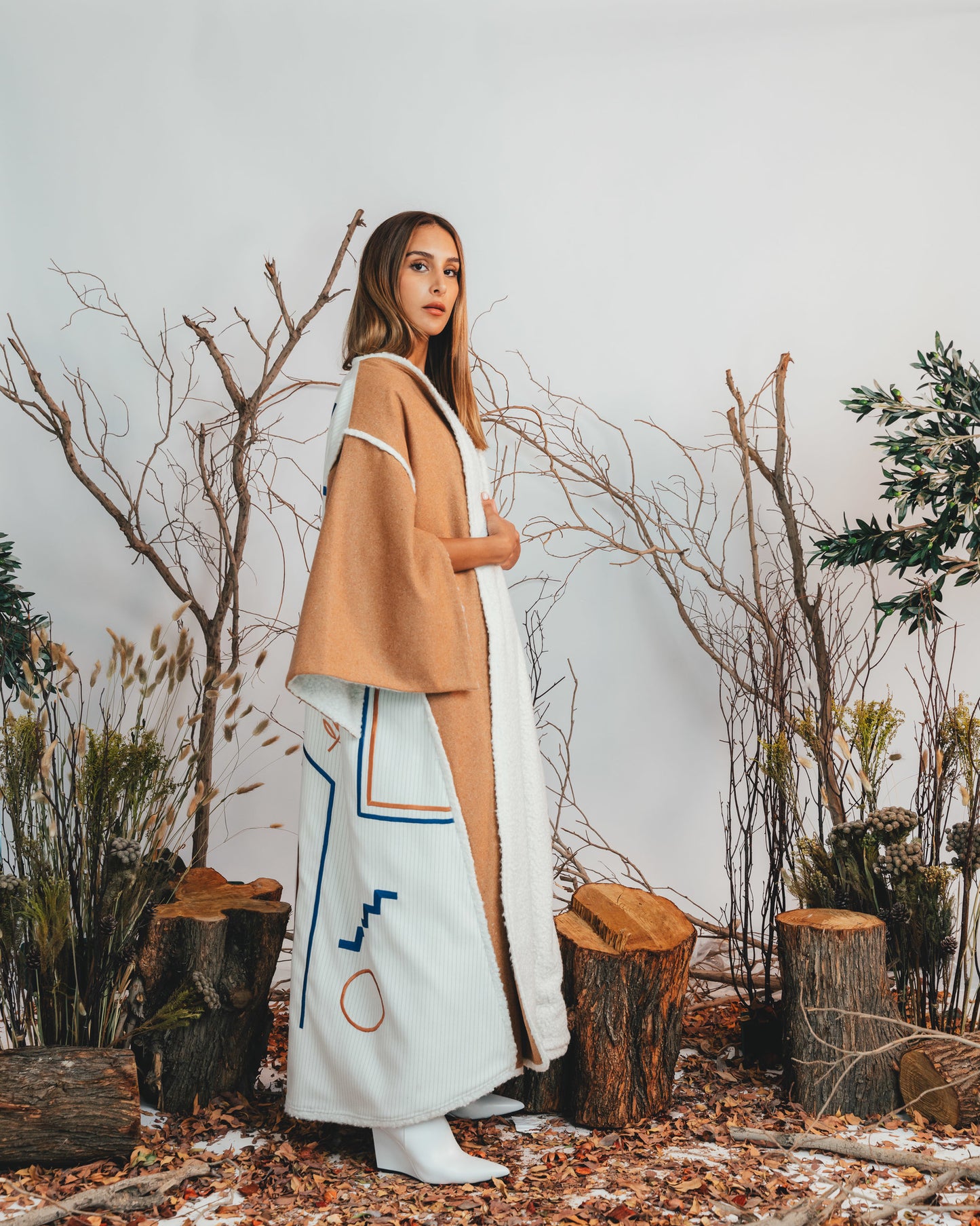 BOHEME BISHT (TAN)