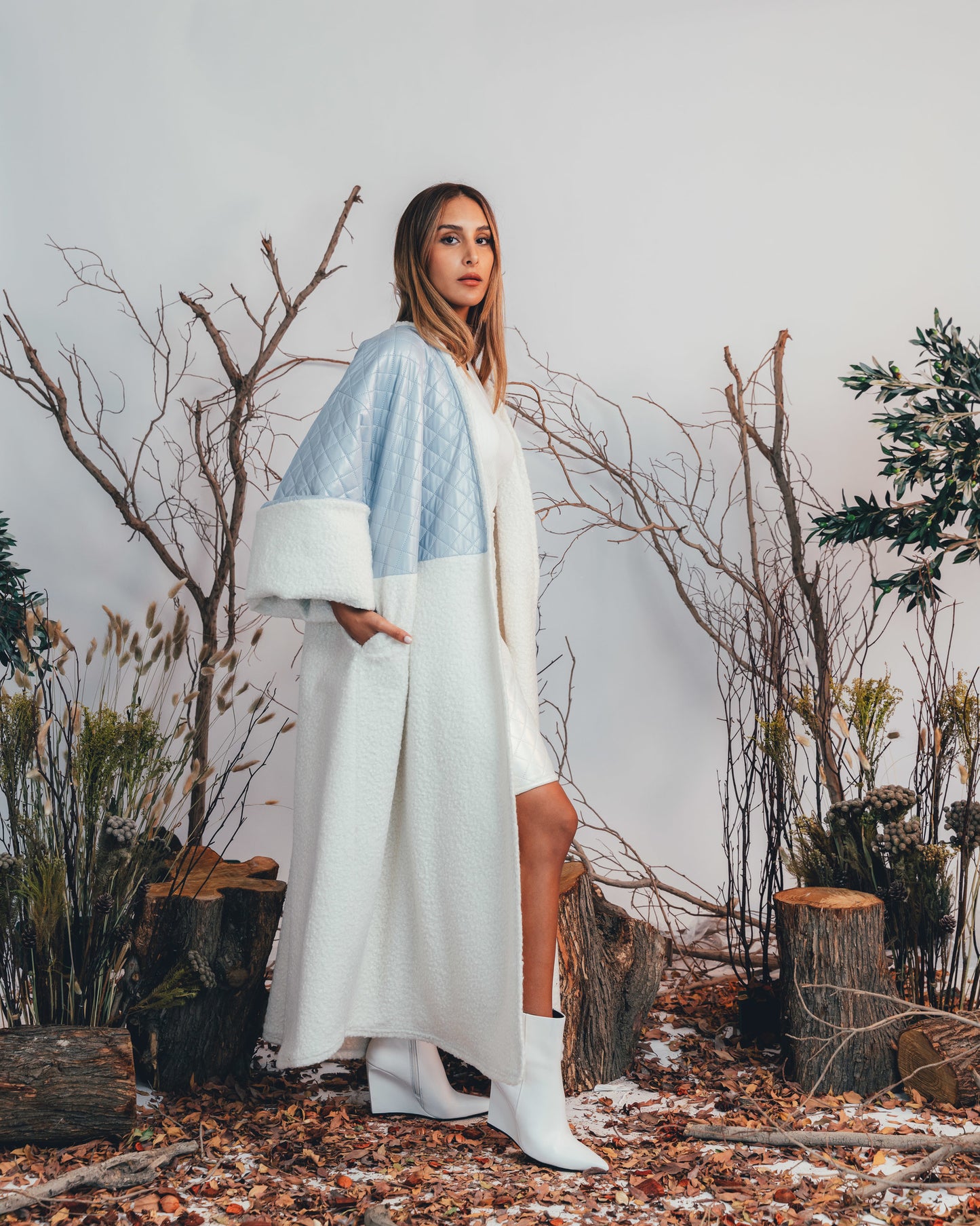 SEMI QUILT BISHT (BLUE)