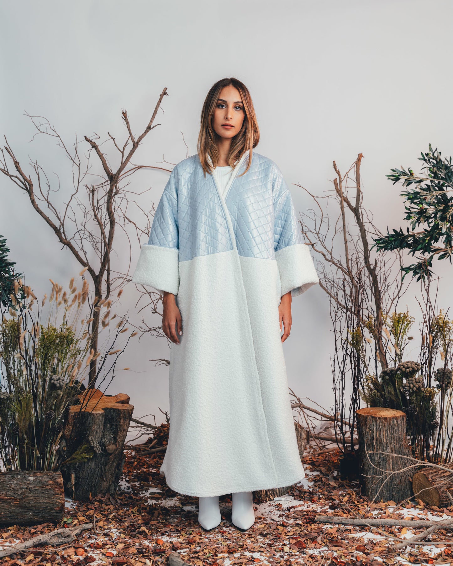 SEMI QUILT BISHT (BLUE)