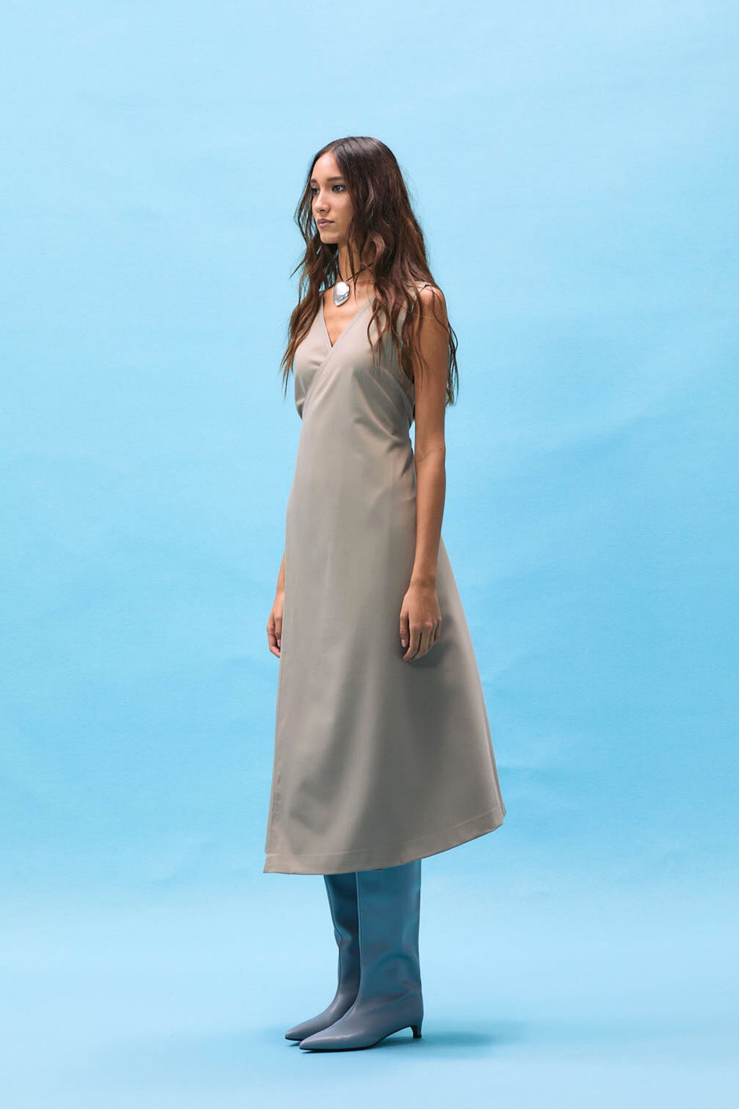 026. PAUMÉS - TAUPE