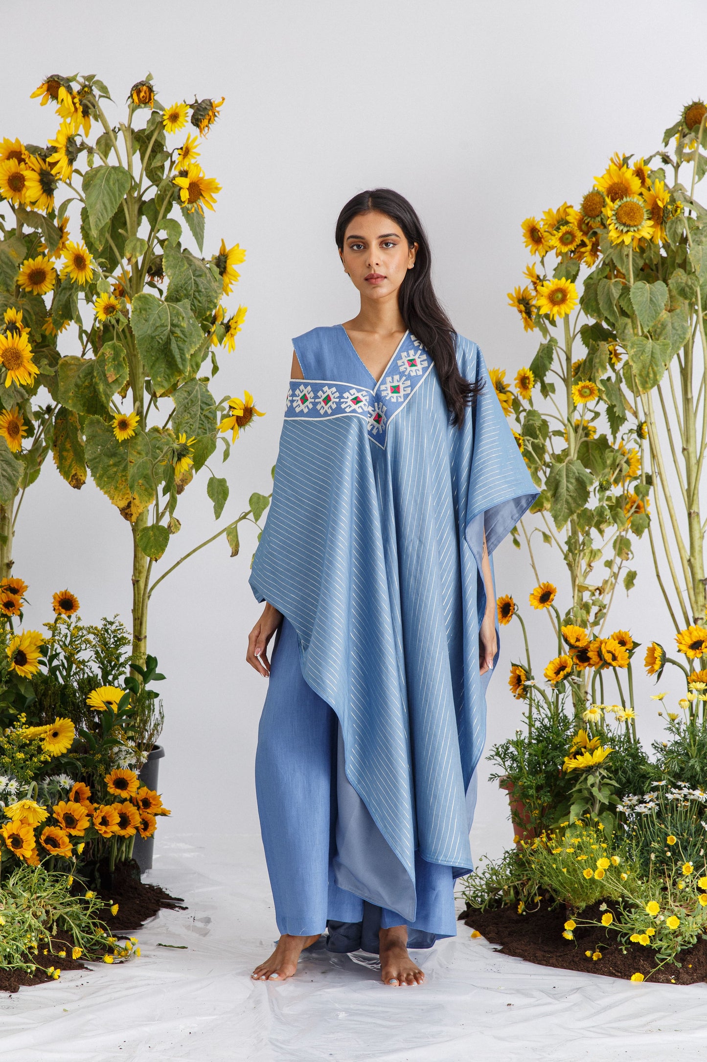 EMBROIDERED JUMPSUIT SET