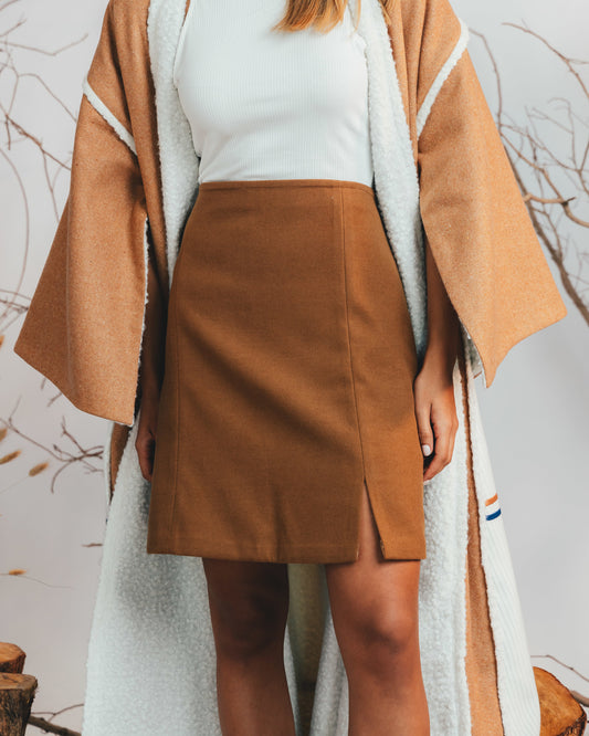 WOOL SKIRT WITH SLIT