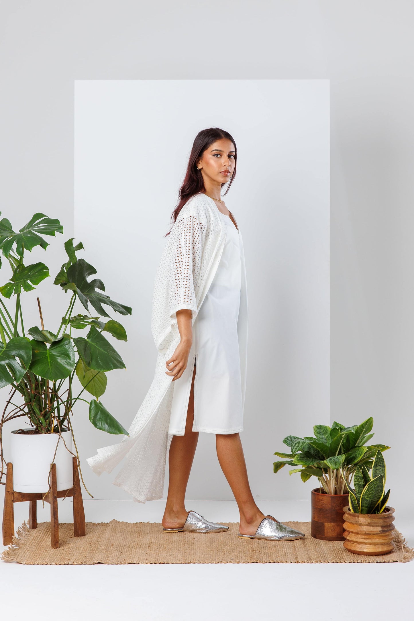 LOOK 27