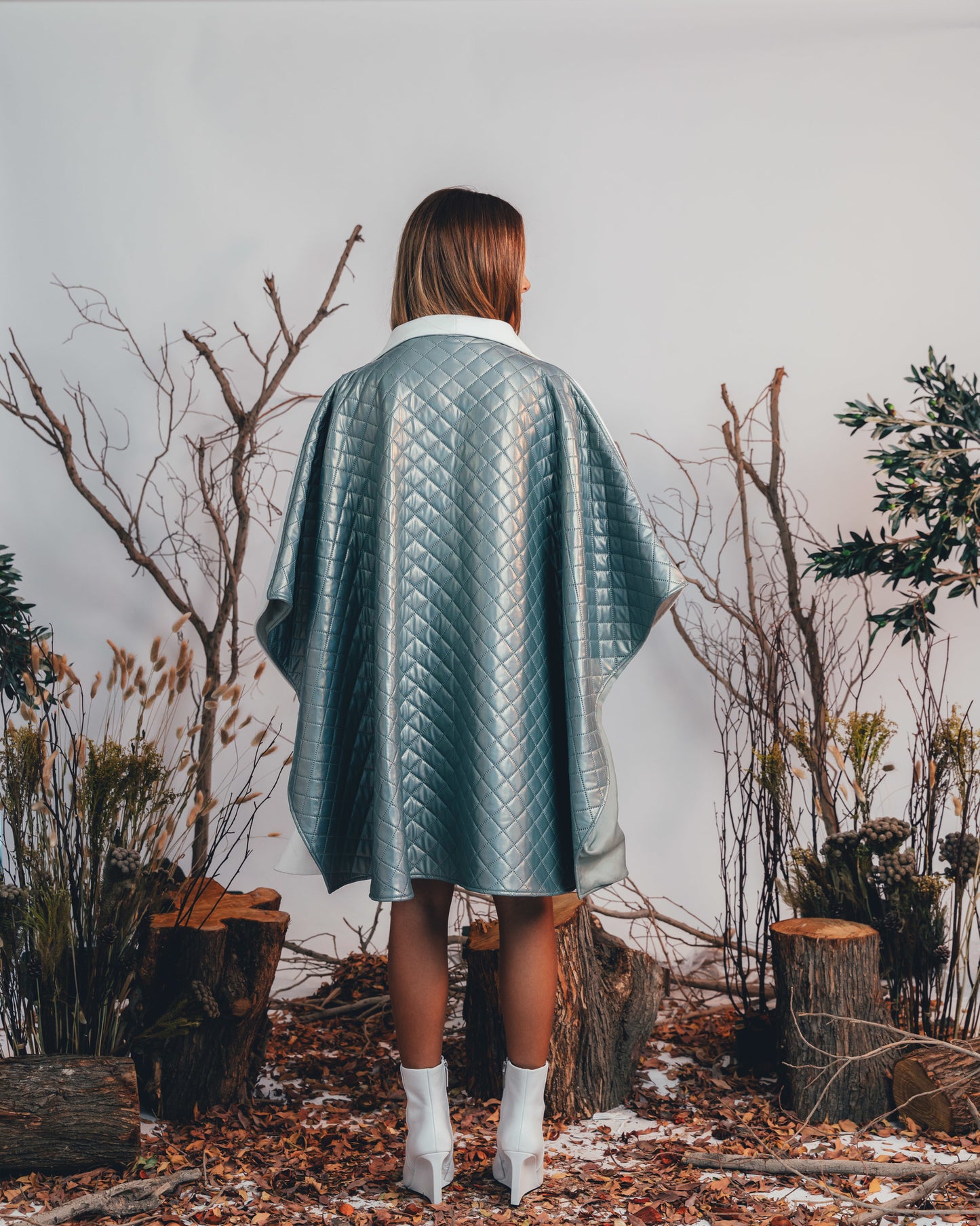 QUILTED LEATHER PONCHO (GREEN)