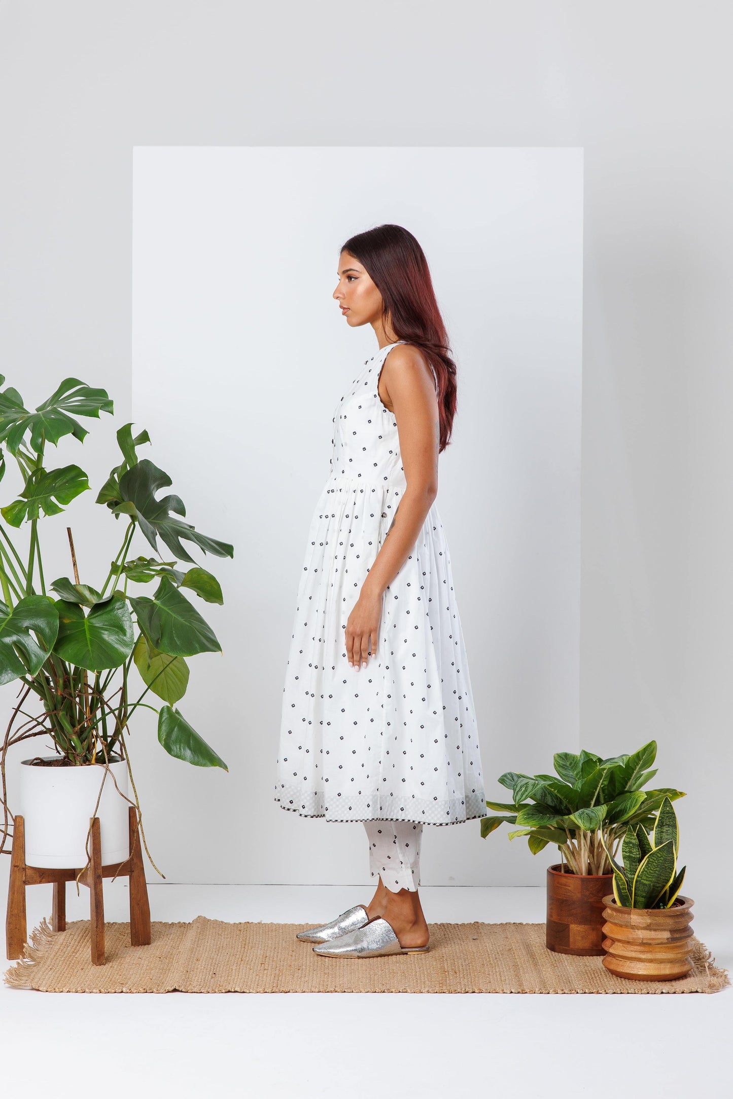 LOOK 22 (WHITE)