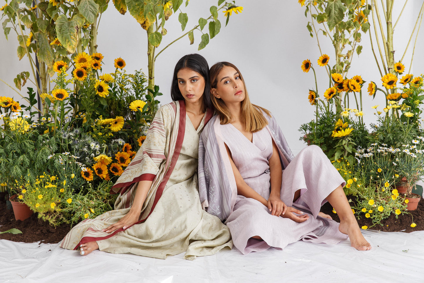 EMBROIDERED KIMONO SET