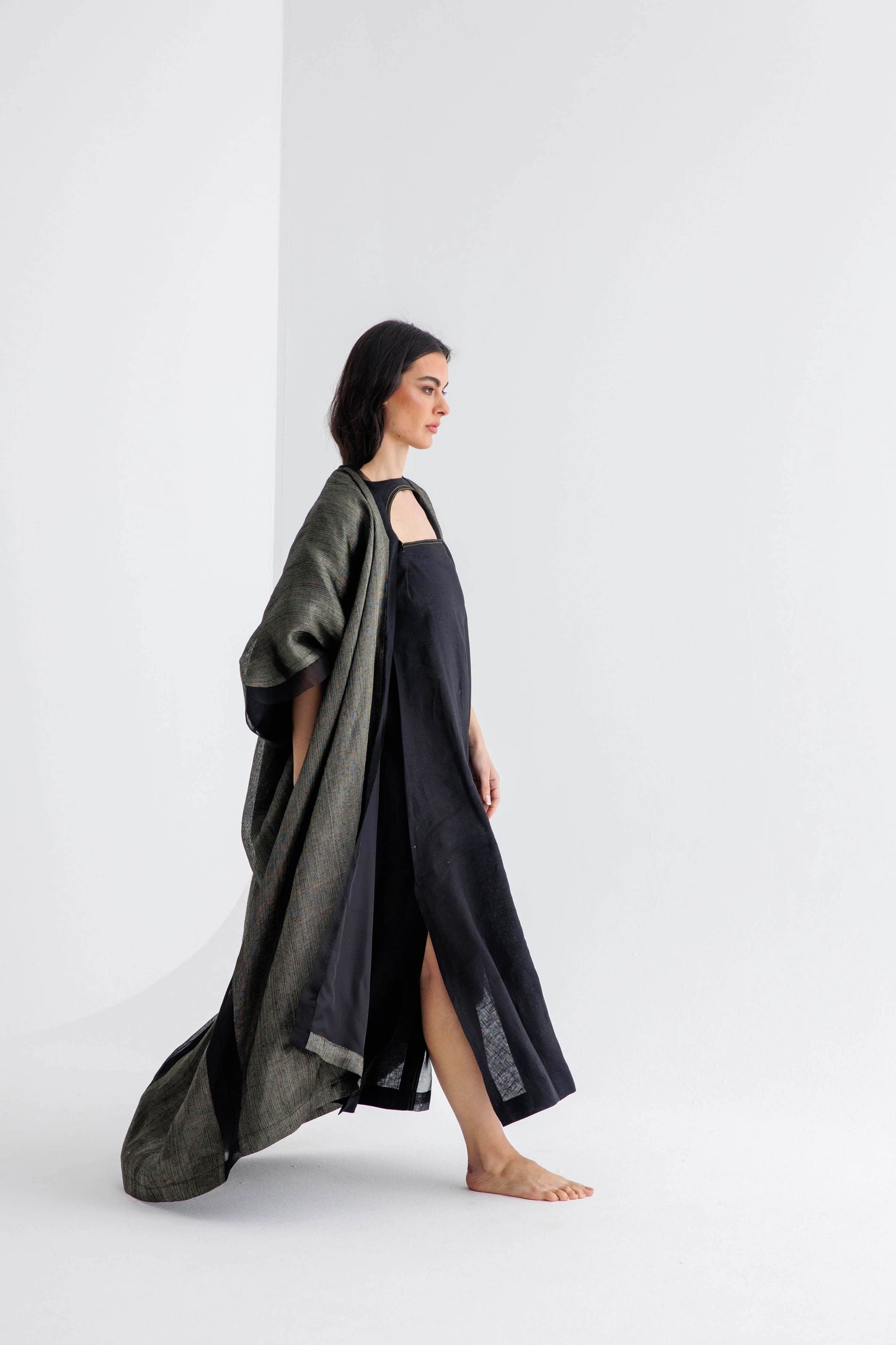 LOOK 2 (BLACK)