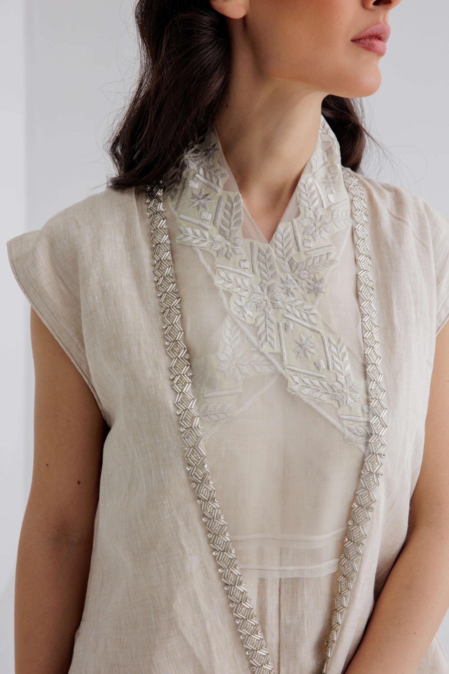 LOOK 5 (BEIGE)